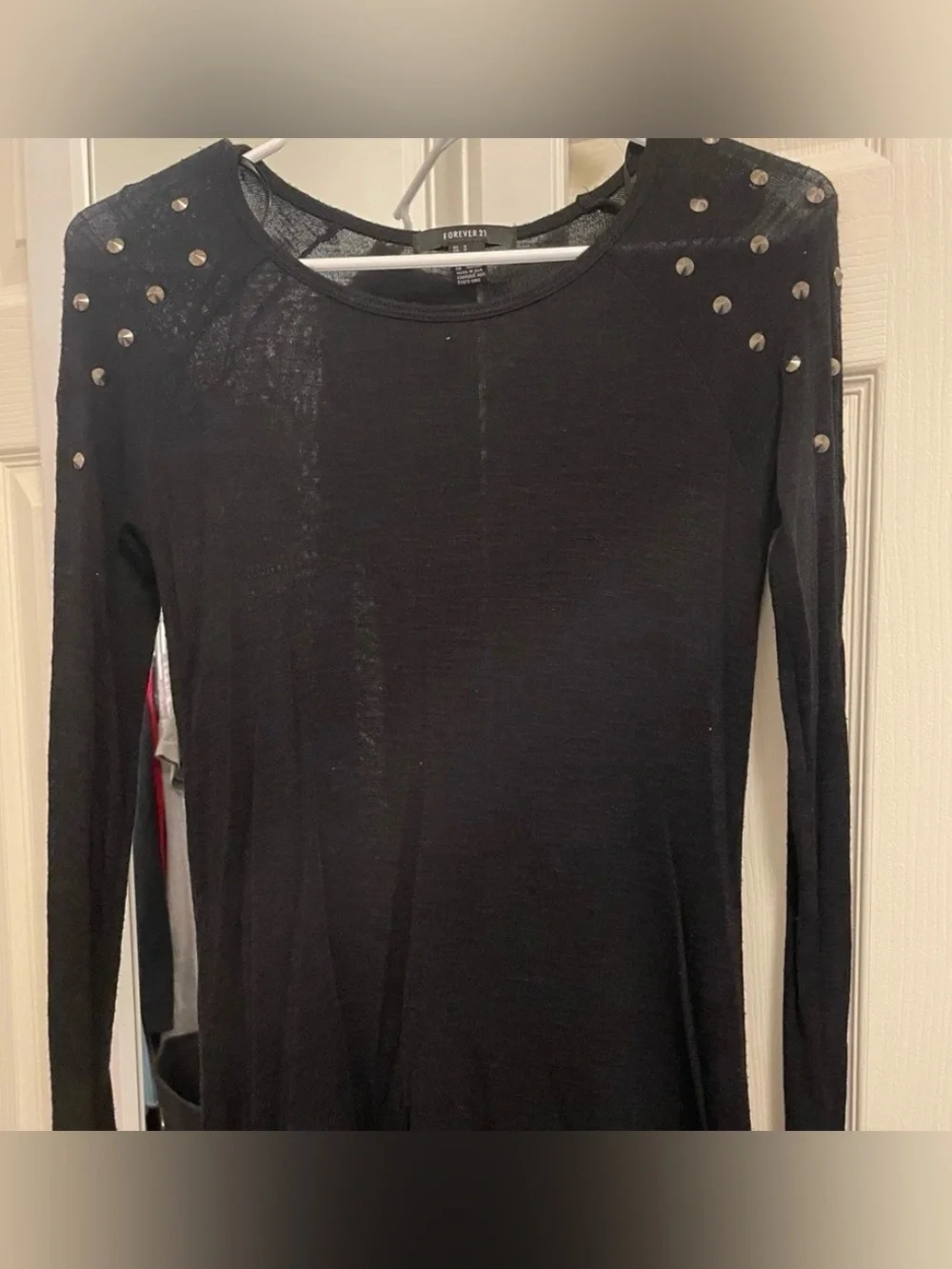 Forever 21 Black Long-Sleeve Studded Shoulder Tee